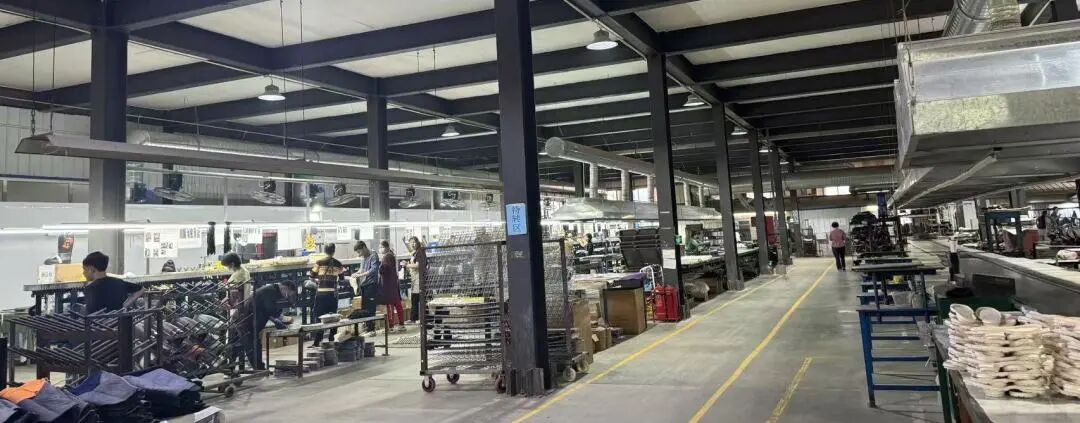 PATCUS Kanton yarmarkasida, patentlangan tabiiy lateks poyabzallari global hamkorlik uchun yangi ko'k okeanni ochadi